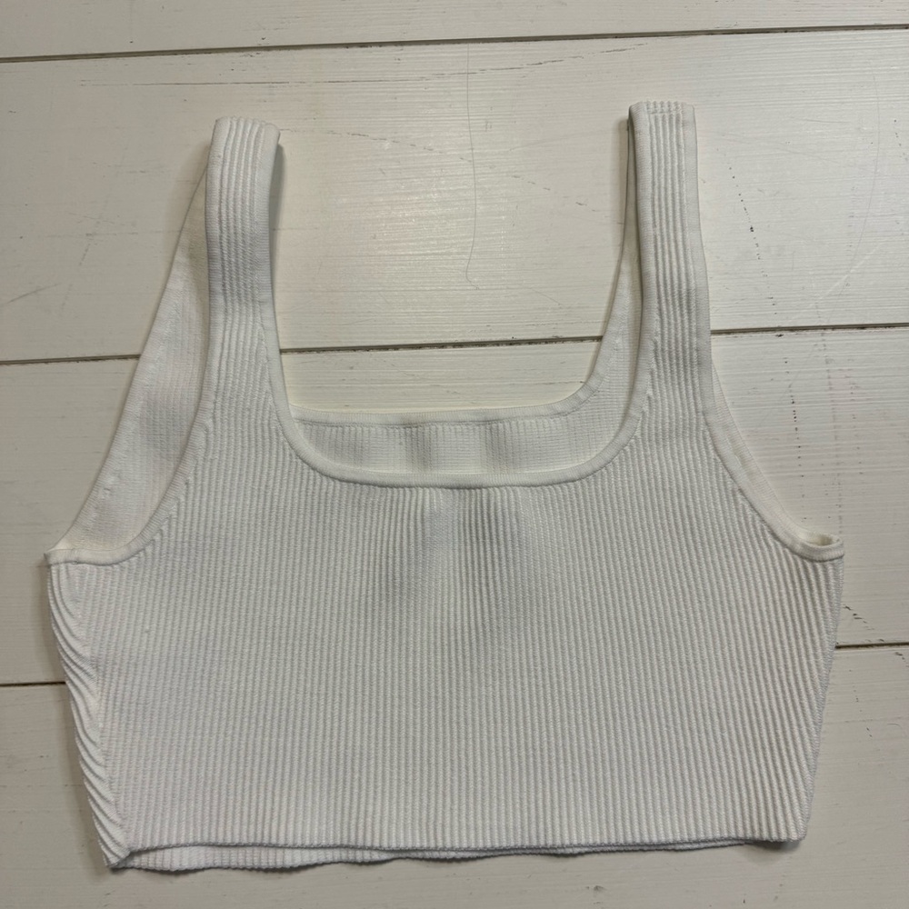 Babaton Ribbed Tank Top - Picture 2 of 4